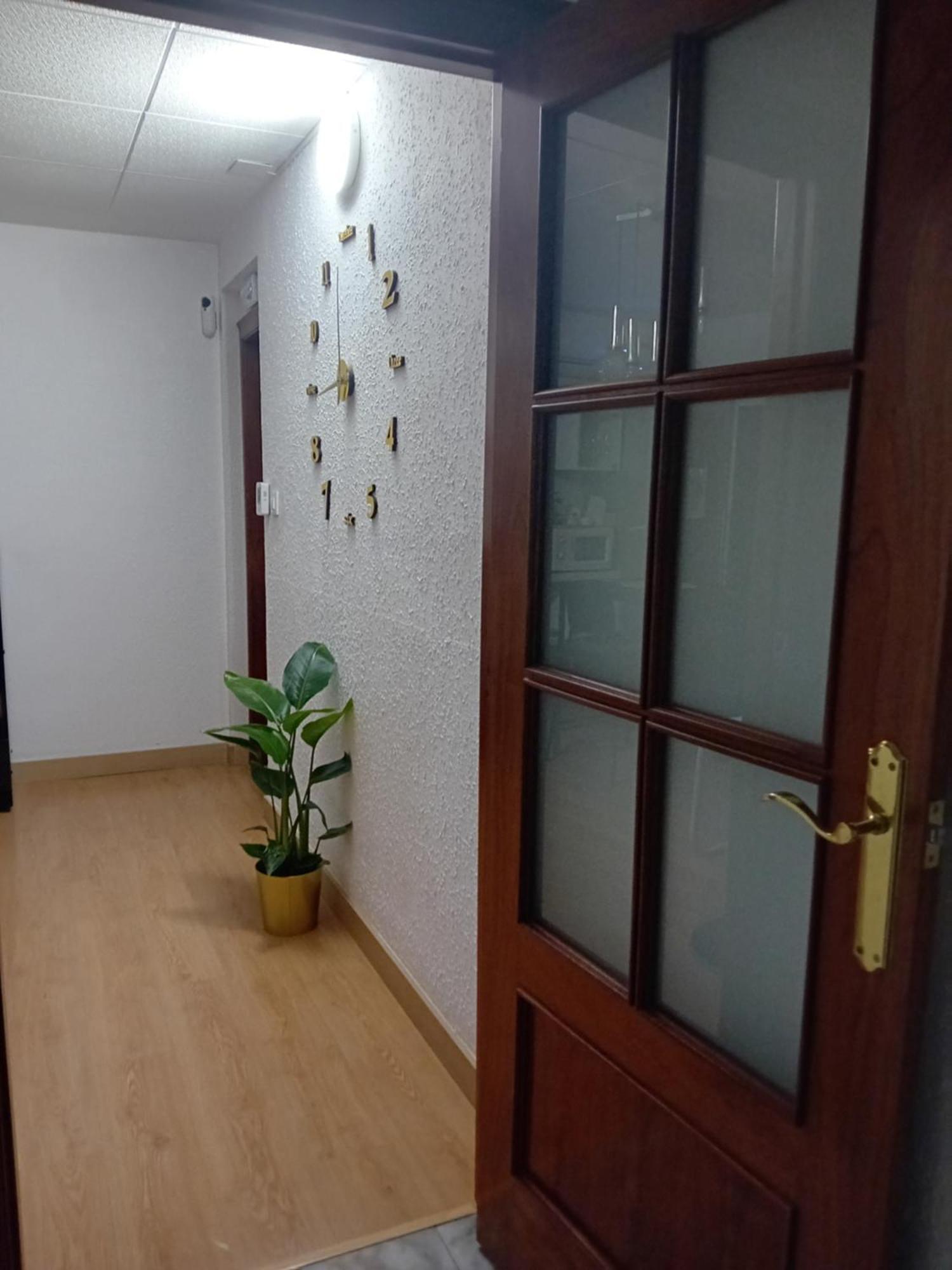 Apartamento Compartido Excelente Ubicacion El Prat de Llobregat Exterior foto